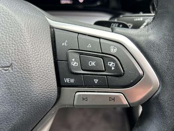 Volkswagen Golf 1.5 eTSI 150 Active 5dr DSG