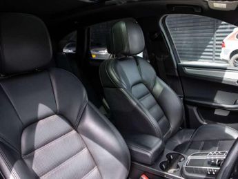 Porsche Macan 5dr PDK