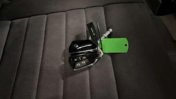 Volkswagen Multivan 1.5 TSI eHybrid Style 5dr LWB 4MOTION DSG
