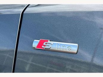 Audi Q3 35 TFSI S Line 5dr S Tronic