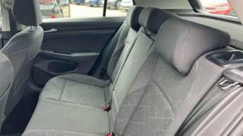 Volkswagen Golf 2.0 TDI Life 5dr DSG