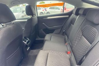 Skoda Superb 2.0 TDI CR SE 5dr DSG