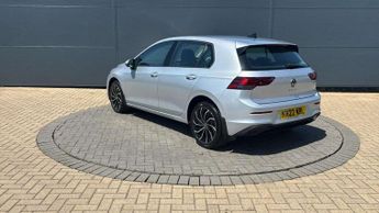 Volkswagen Golf 1.0 TSI Life 5dr