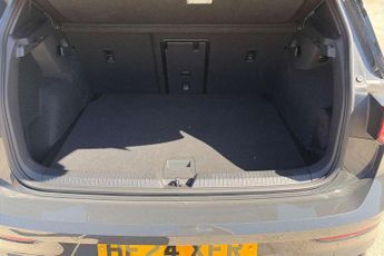 Volkswagen Golf 1.5 eTSI 150 R-Line 5dr DSG