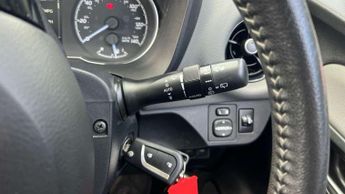 Toyota Yaris 1.5 VVT-i Icon 5dr CVT