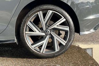 Volkswagen Golf 2.0 TDI 150 R-Line 5dr DSG