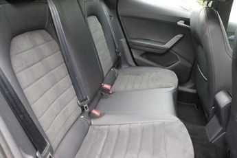 SEAT Arona 1.0 TSI 110 XPERIENCE Lux 5dr DSG