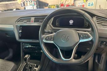 Volkswagen Tiguan 1.4 TSI eHybrid Life 5dr DSG