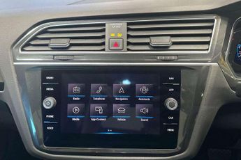 Volkswagen Tiguan 1.5 TSI 150 Elegance 5dr DSG