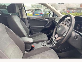 Volkswagen Tiguan 2.0 TDI 4Motion Elegance 5dr DSG