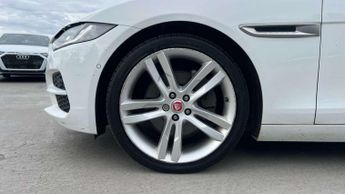 Jaguar XE 2.0d HSE 4dr Auto