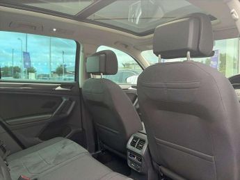 Volkswagen Tiguan 2.0 TDI Elegance 5dr DSG