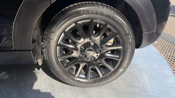 MINI Hatchback 1.5 Cooper D 5dr Auto