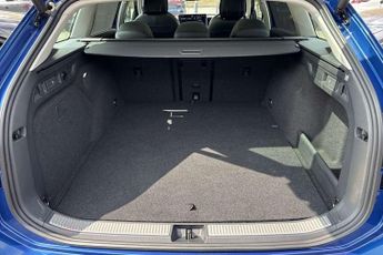 Volkswagen Passat 1.5 TSI eHybrid Life 5dr DSG