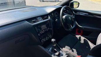 Skoda Octavia 2.0 TSI vRS 5dr DSG