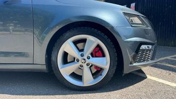 Skoda Octavia 2.0 TSI vRS 5dr DSG
