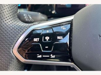 Volkswagen Golf 1.5 eTSI 150 Black Edition 5dr DSG