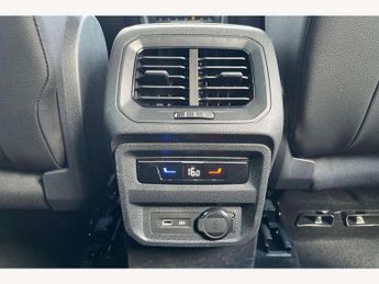 Volkswagen Tiguan 2.0 TDI R-Line Edition 5dr DSG
