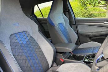 Volkswagen Golf 2.0 TSI 333 R 4Motion 5dr DSG