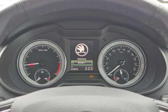 Skoda Octavia 2.0 TDI CR Scout 4x4 5dr DSG