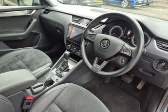 Skoda Octavia 2.0 TDI CR Scout 4x4 5dr DSG