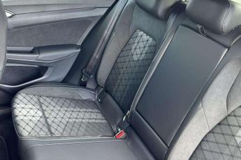 Volkswagen Golf 2.0 TDI 150 Black Edition 5dr DSG