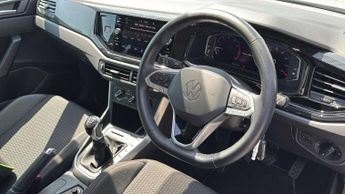 Volkswagen Polo 1.0 Life 5dr