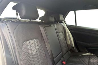 Volkswagen Golf 1.5 eTSI 150 Black Edition 5dr DSG