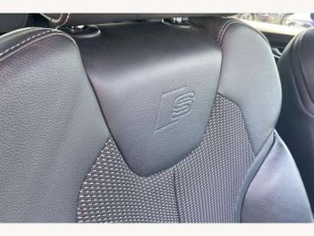 Audi Q2 35 TFSI S Line 5dr S Tronic