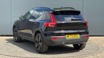 Volvo XC40 2.0 B4P Plus Black Edition 5dr Auto