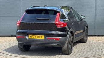 Volvo XC40 2.0 B4P Plus Black Edition 5dr Auto