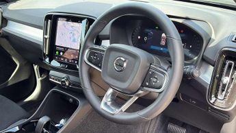 Volvo XC40 2.0 B4P Plus Black Edition 5dr Auto