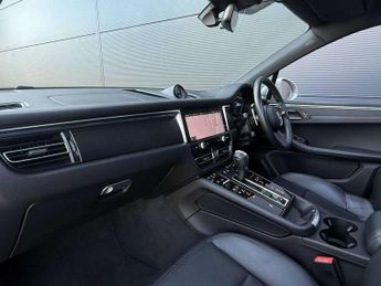 Porsche Macan 5dr PDK