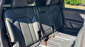 Audi Q7 55 TFSI e Quattro S Line 5dr Tiptronic