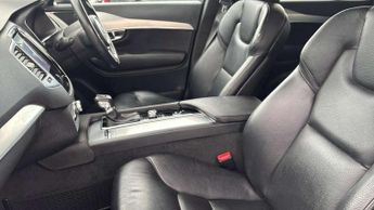 Volvo XC90 2.0 D5 PowerPulse Momentum 5dr AWD Geartronic