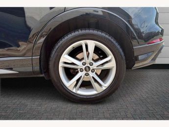 Audi Q3 35 TFSI S Line 5dr S Tronic