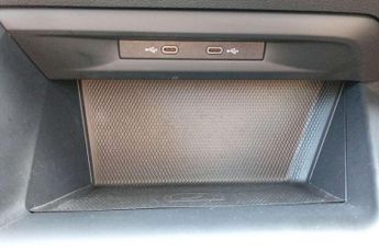 Volkswagen Golf 1.5 eTSI 150 Style 5dr DSG