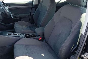 Volkswagen Golf 1.5 eTSI 150 Style 5dr DSG