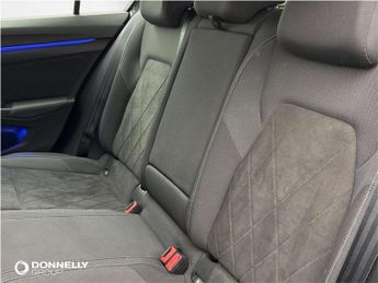 Volkswagen Golf 1.4 TSI eHybrid Style 5dr DSG