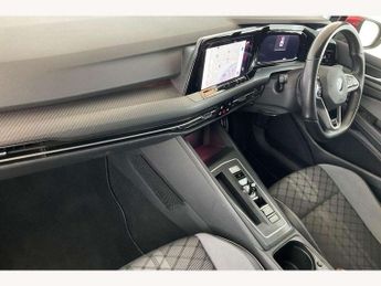 Volkswagen Golf 1.5 eTSI 150 R-Line 5dr DSG