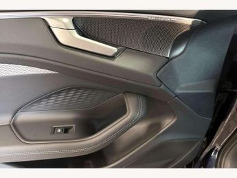 Audi A6 2.0 e-Hybrid Quattro 299 S line 5dr S Tronic