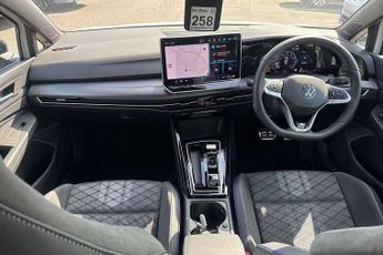 Volkswagen Golf 1.5 eTSI 150 R-Line 5dr DSG