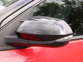 Toyota Yaris 1.5 Hybrid Launch Edition 5dr CVT