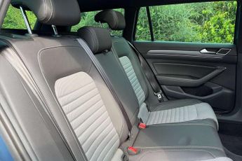 Volkswagen Passat 1.4 TSI 150 R-Line 5dr DSG [Panoramic Roof]