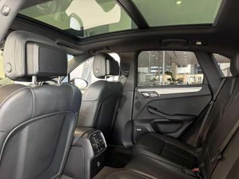 Porsche Macan 5dr PDK