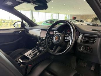 Porsche Macan 5dr PDK