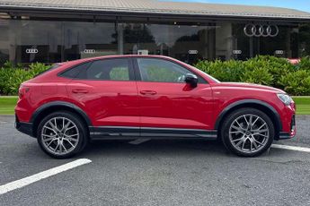 Audi Q3 35 TDI Black Edition 5dr S Tronic [20" Alloy]