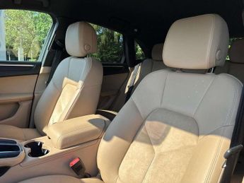Porsche Macan 5dr PDK