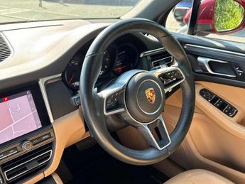 Porsche Macan 5dr PDK