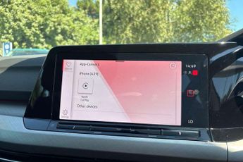Volkswagen Golf 1.5 eTSI 150 Life 5dr DSG